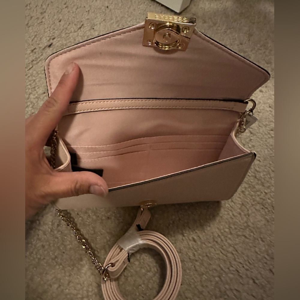 Wallet on Chain from Express - Picture 2 of 3